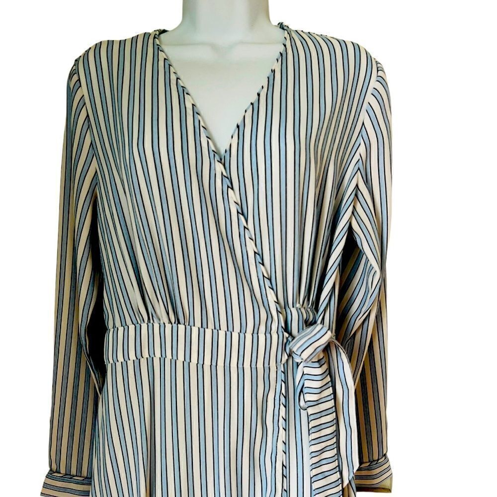 Time And True Maxi Wrap White Blue Stripe Dress sz M - Picture 6 of 7